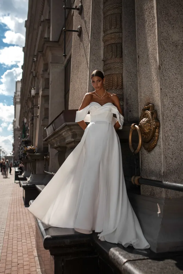 Свадебное платье Jovanna Lux